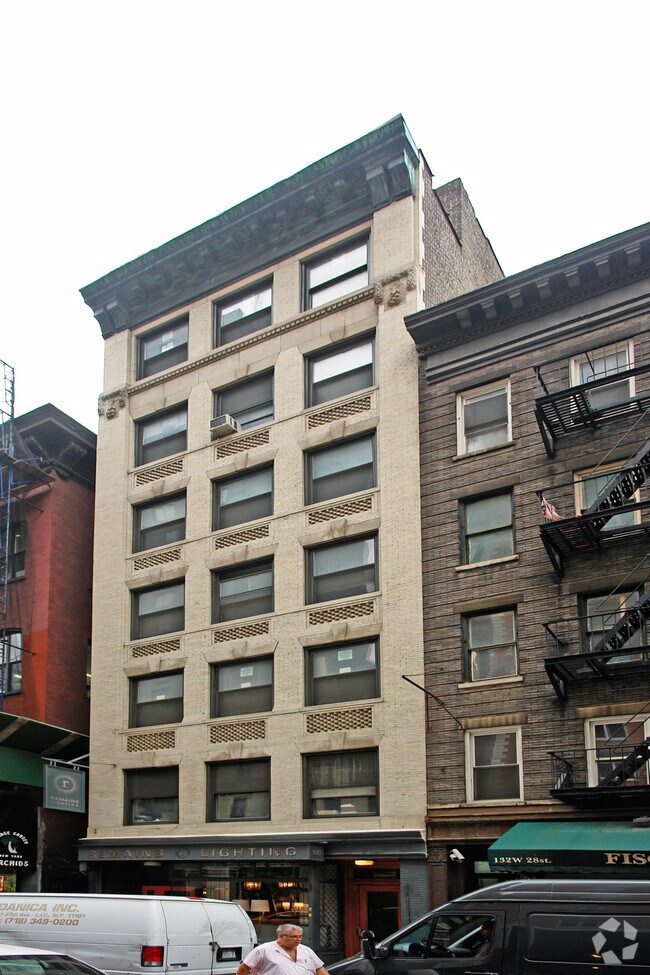 Building Photo - 130 W 28th St