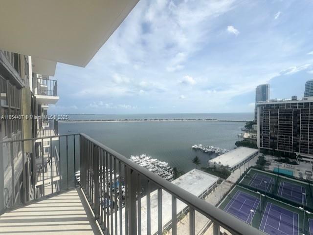 Foto del edificio - 1865 Brickell Ave