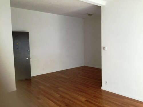 Foto del edificio - 1218 S Barrington Ave