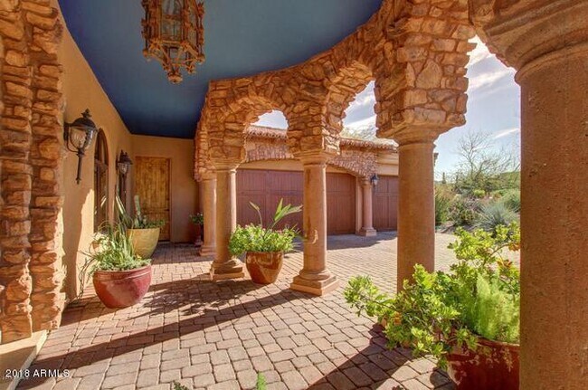 Building Photo - 7260 E Eagle Crest Dr