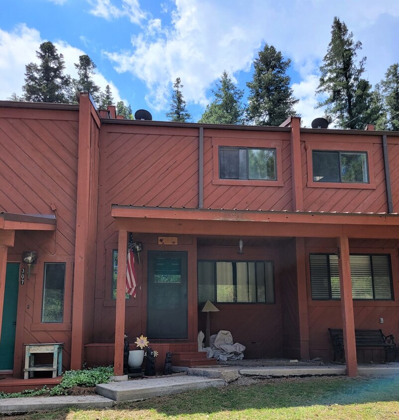 Primary Photo - Two Bedroom Condo Near Seasonal Creek