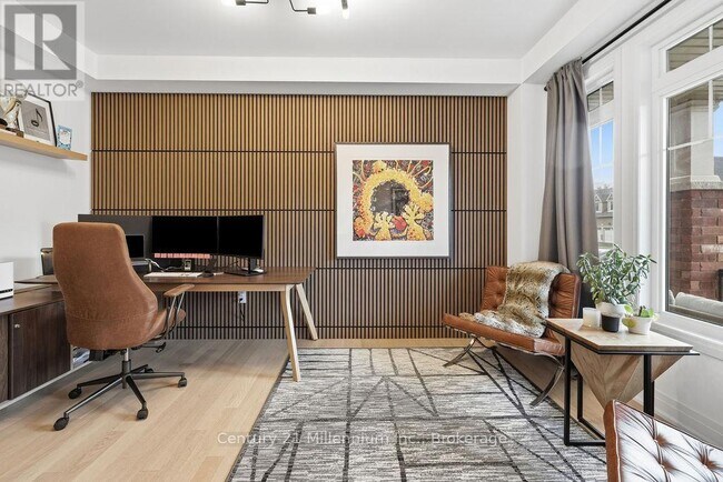 Photo du bâtiment - 30 McLean Ave