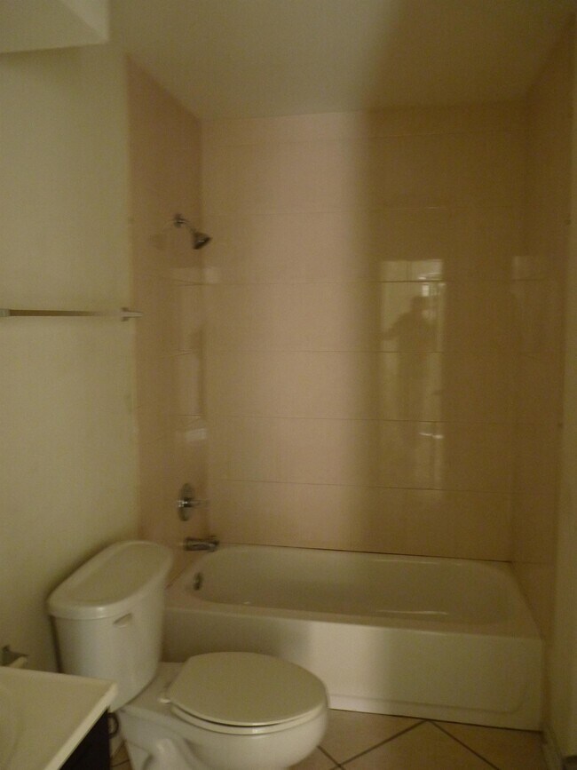 Foto del edificio - 8505 Valor Dr