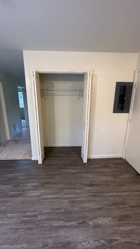 Foto del edificio - 3729 Carman Rd