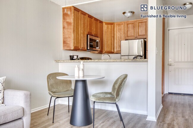 Foto del edificio - 11265 Morrison St