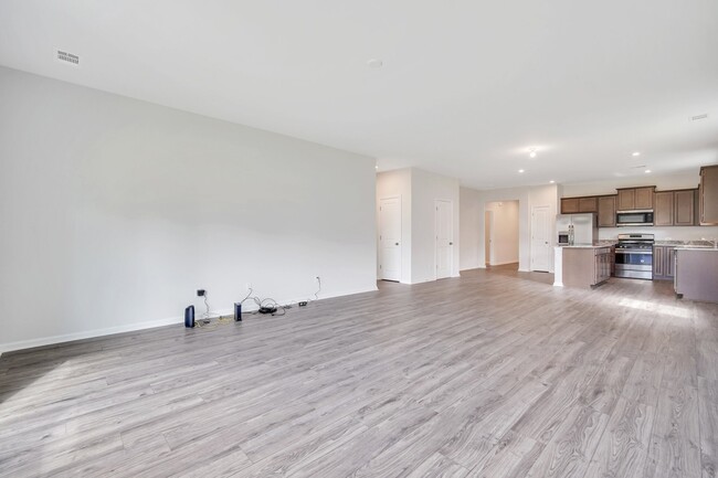 Foto del edificio - 82 Hillcrest Wy