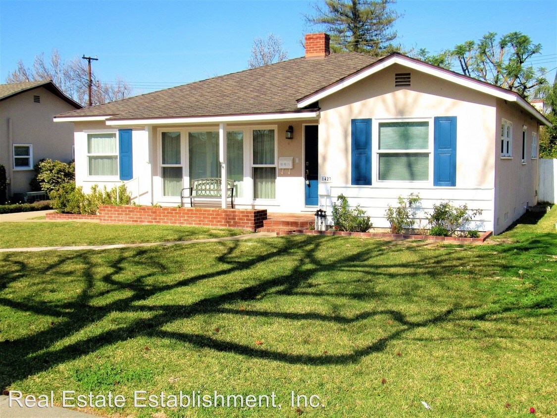 Foto principal - 1423 E Maple Ave