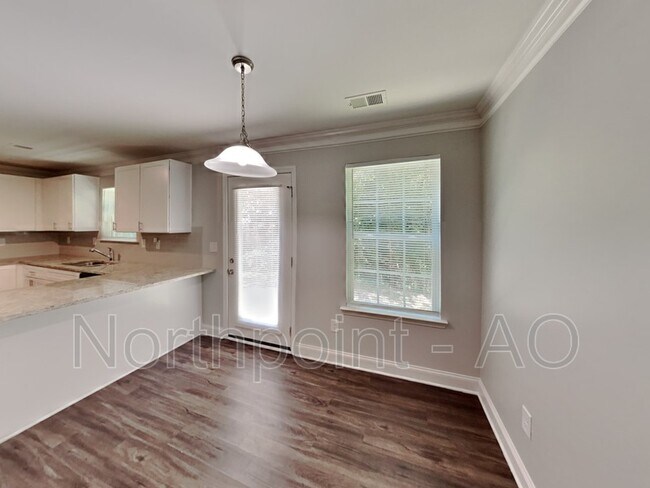 Foto del edificio - 5231 Hanover St