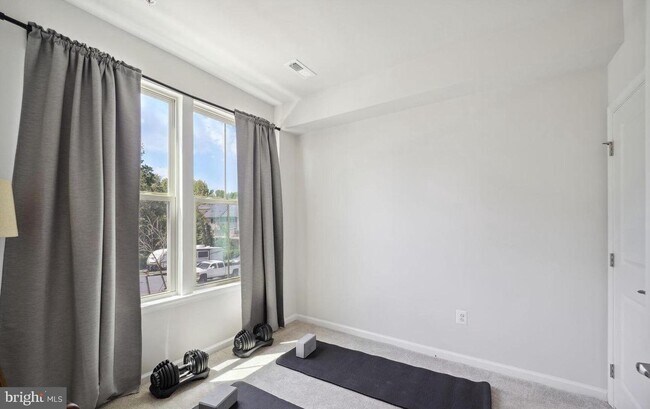 Building Photo - 3019 Bretons Ridge Way
