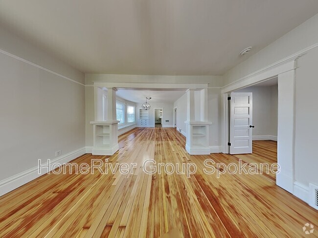Building Photo - 2503 N Madelia St