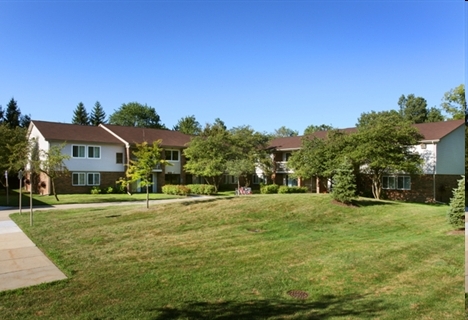 Building Photo - Lincolnshire Village Apartments