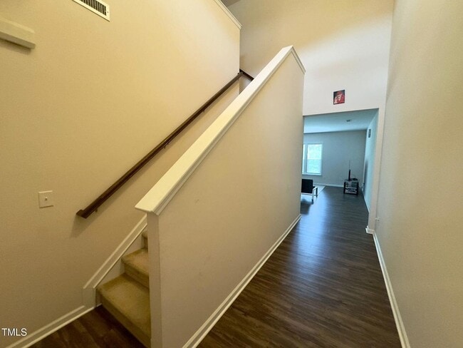 Building Photo - 3233 Retama Run
