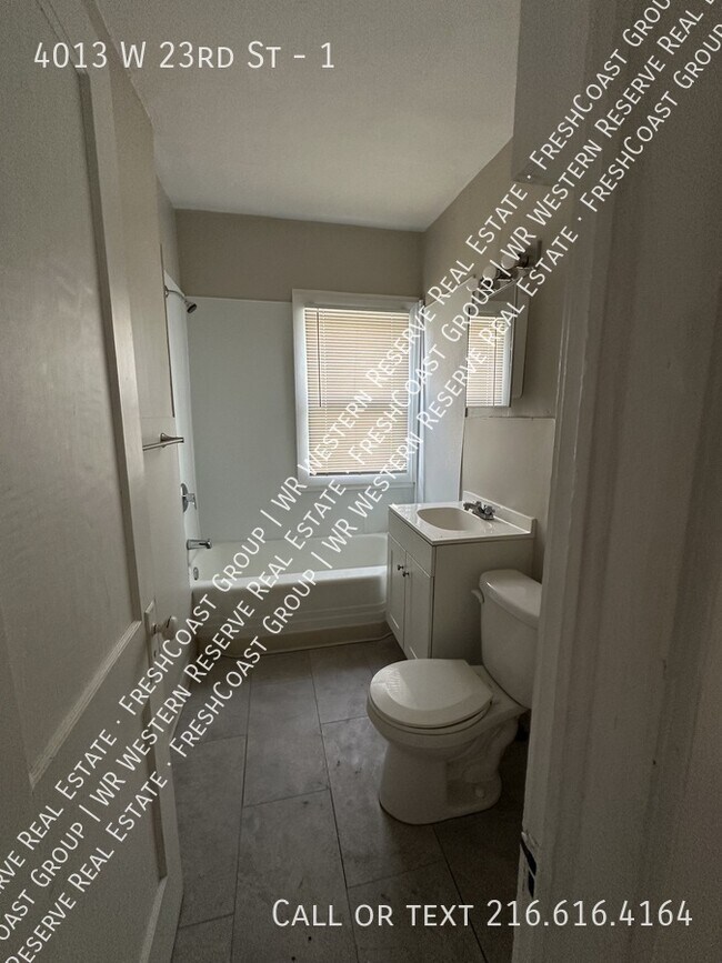 Foto del edificio - 4013 W 23rd St