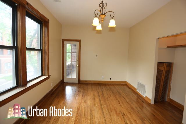 Foto del edificio - 951 N Hoyne Ave