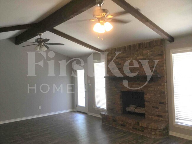 Foto del edificio - 419 Buckingham Pl