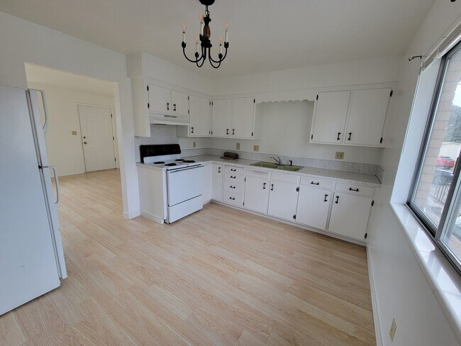 Foto del edificio - 1646 Grandview Dr