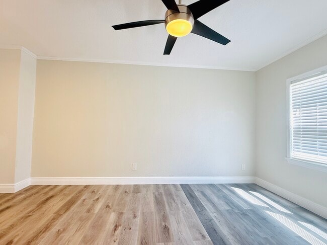 Foto del edificio - 1735 Michigan Ave NE