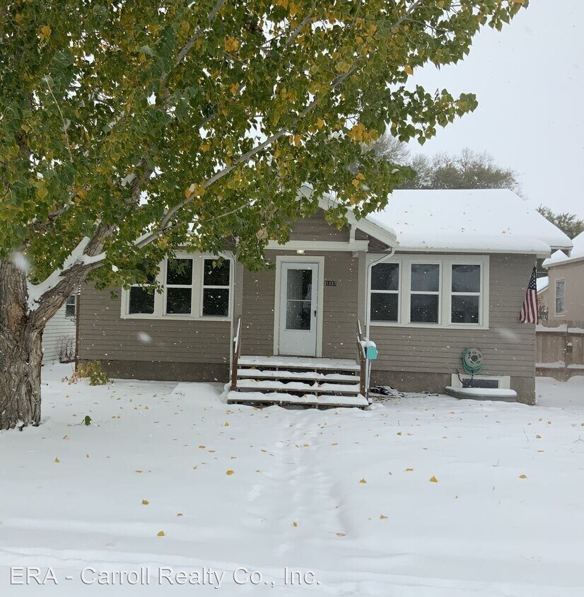 Primary Photo - 4 br, 3 bath House - 1037 Illinois St