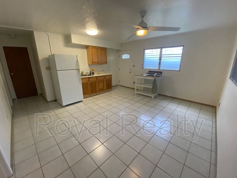 1330 Nanialii St Unit D, Kailua, HI 96734 Condo for Rent in Kailua