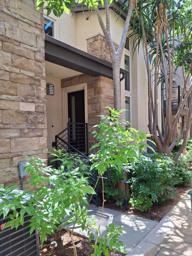 Foto principal - Beautiful Townhome in Civita Mission Valle...