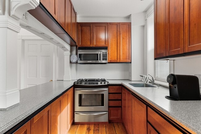 Foto del edificio - 36 Cottage St