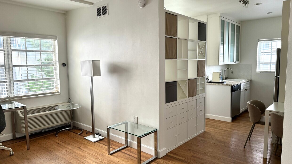 Foto principal - Beachgardens Condo - Unit 8