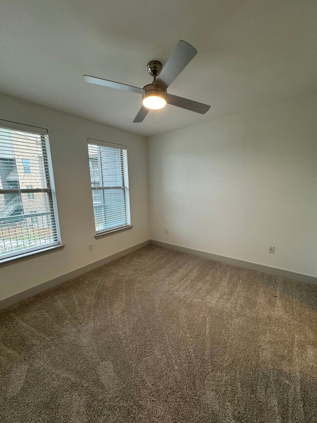 Building Photo - 5436 Huffines Blvd