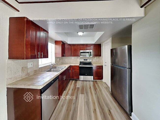 Foto del edificio - 6602 Pebble Beach