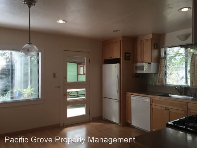 Foto del edificio - 2 br, 1 bath House - 1203 Miles Avenue