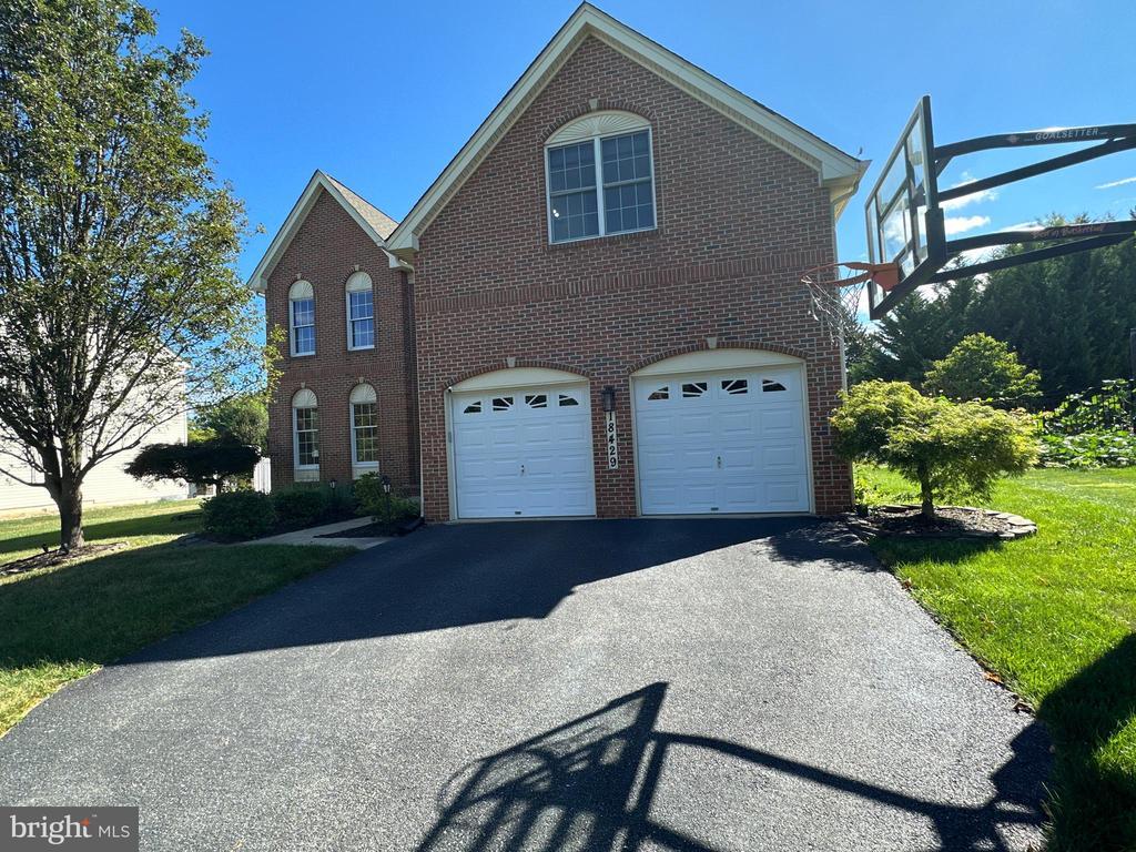 Foto principal - 18429 Polynesian Ln