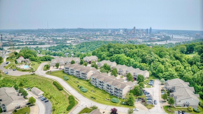 Building Photo - 459 Pinnacle Way