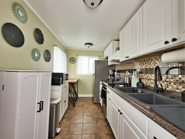 Foto del edificio - 308 N Foote Ave