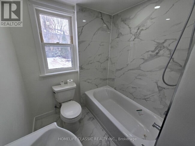 Photo du bâtiment - 589 St Germain Ave