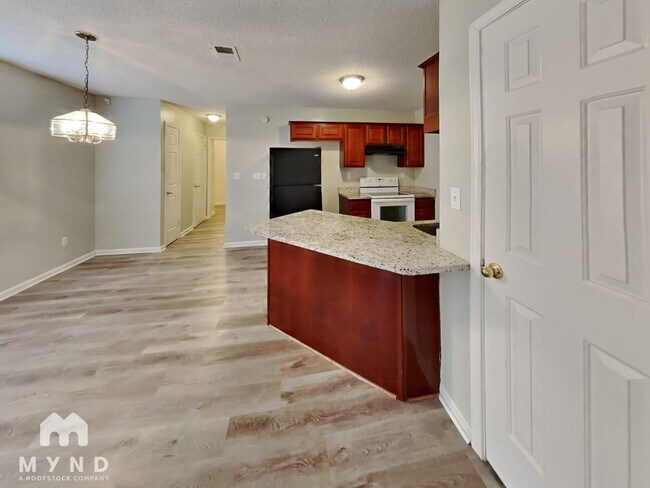 Foto del edificio - 3806 Sungrove Cir E