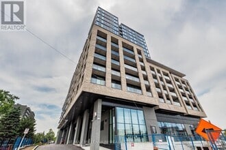 Building Photo - 86-486 Dundas St W