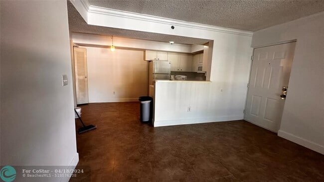 Building Photo - 5550 NW 61st St