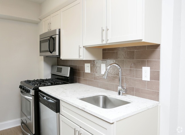 Photo - The Kenmore Apartments