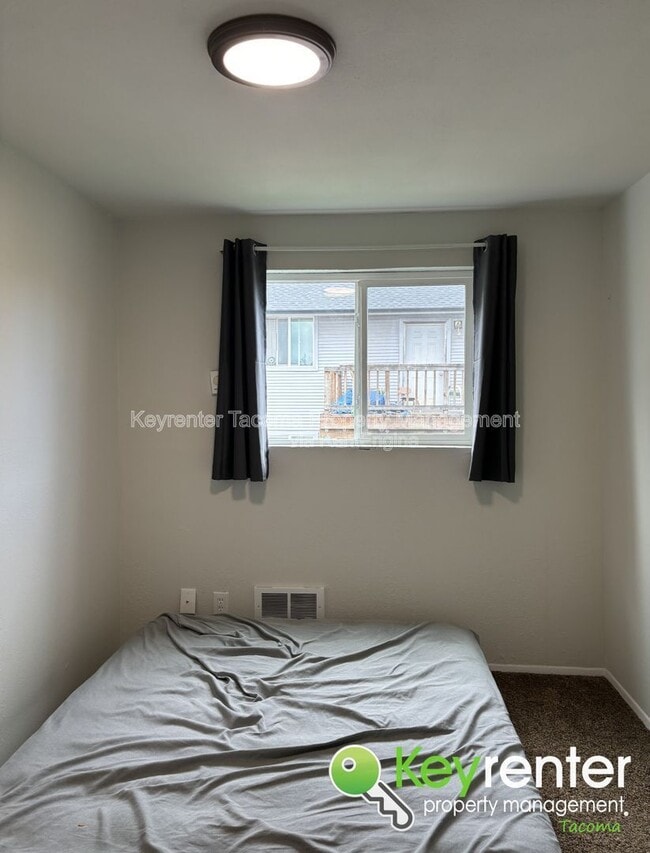 Foto del edificio - 1302 E 40th St