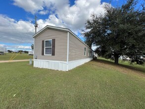 Building Photo - 142 County Rd