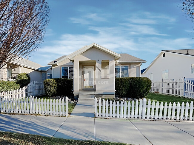 Building Photo - 11845 Curlew Cir