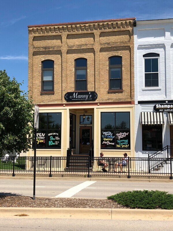 Primary Photo - 11808 Main St
