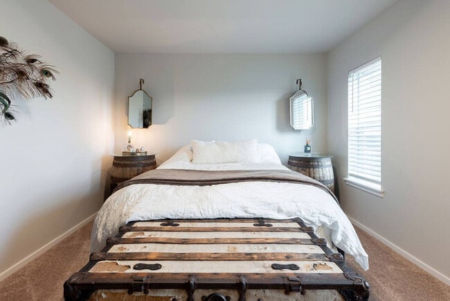 Building Photo - 624 E 32nd St