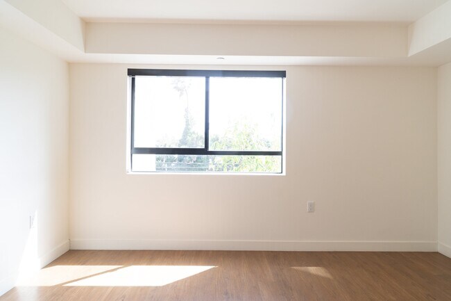 Foto del edificio - 4505 Slauson Ave