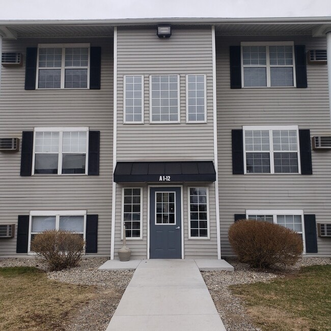 Building Photo - Woodbury Estates Apartments