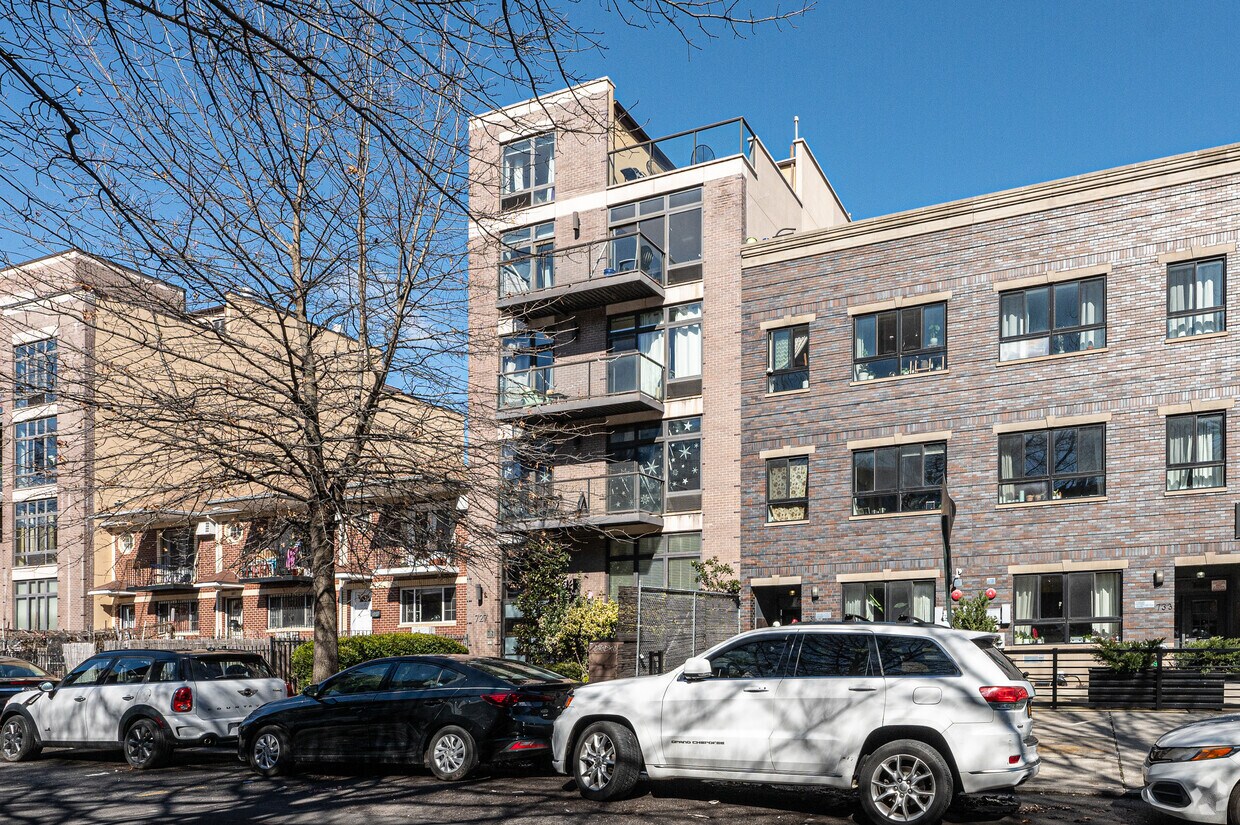 Foto principal - 727 Prospect Pl