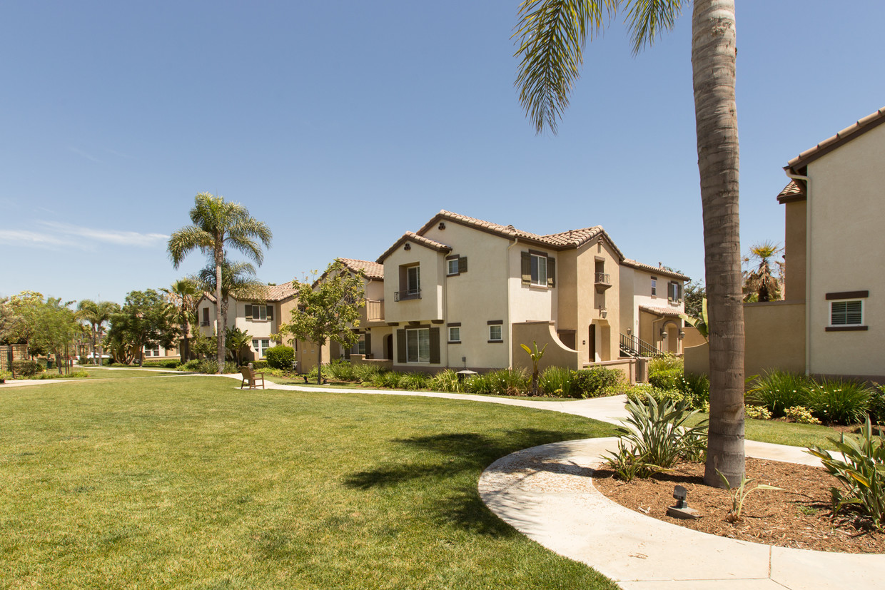 Villas At The Park Camarillo