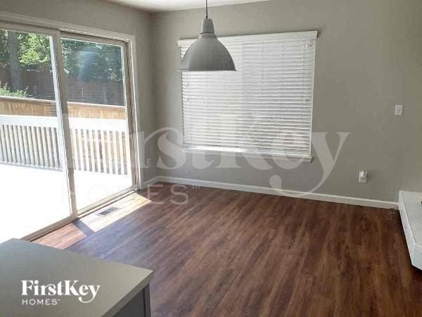 Building Photo - 9657 Adelaide Cir
