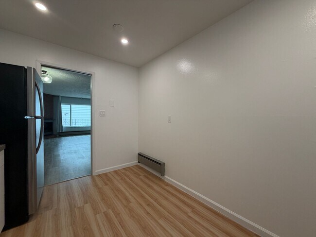 Foto del edificio - 1010 Anza St
