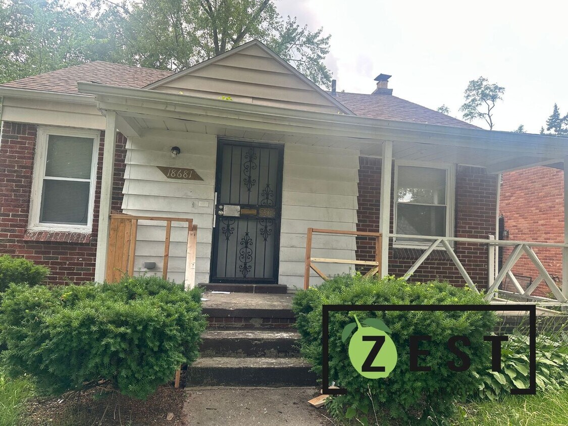 Foto principal - Charming 2 BDRM Detroit Home with Garage &...