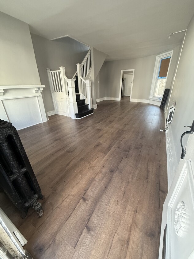 Foto principal - 821 S Alden St